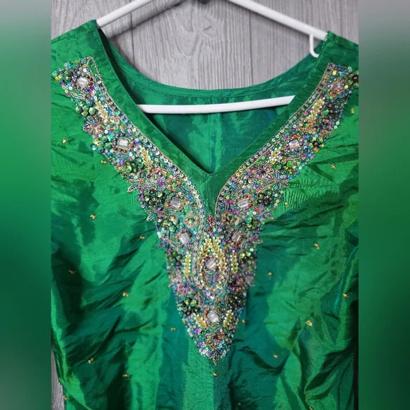 Elegant Green Embellished Dress, Size, Call Out In The Picture Under The Pits. - Picture 2 of 14